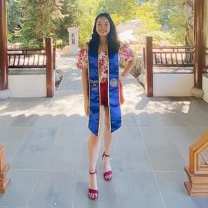 Meet your Posher, Alina